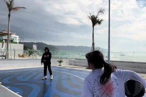 😍她都破了我的心防了，我怎么还能用身防住她呢？